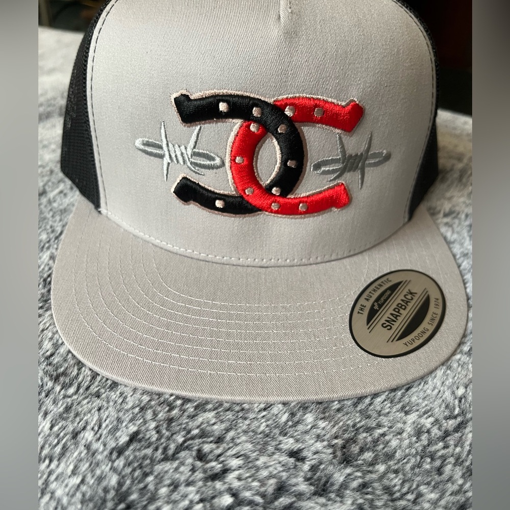 Classic Black and Gold Mesh Hat
